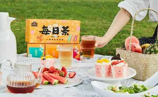 茶裏推出(chū)的(de)“每日茶”，圖源其官方微博